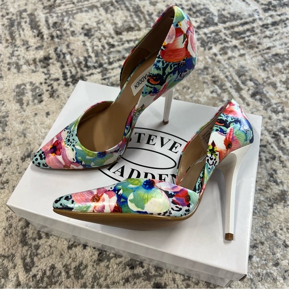 Steve Madden Pumps - Picture 1 of 4